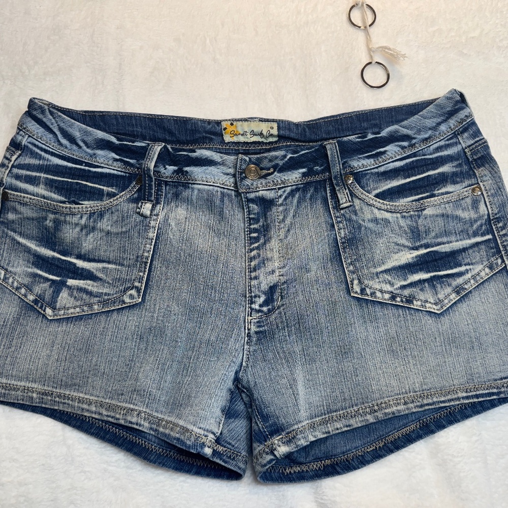 Sunset Surf Co Jean Shorts Womens Size 13 Blue Denim Shortie Beach Summer